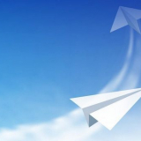 Jak vyrobit papírové letadlo: 12 schémat krok za krokem